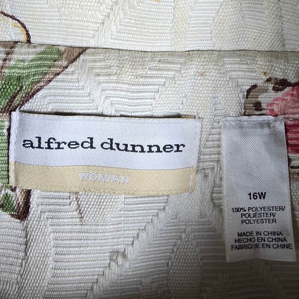Alfred Dunner Women's Cream Butterfly Print Button Front Jacket Blazer Size 16W - Picture 5 of 9
